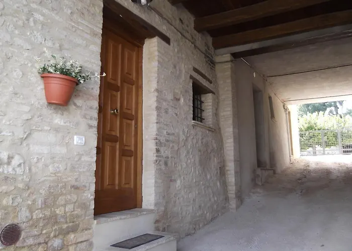 ゲストハウス A Casa Di Mi モンテファルコ